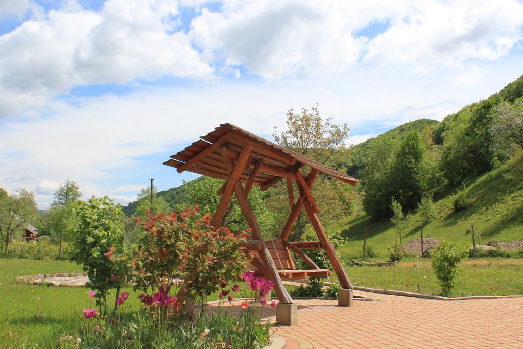 Svit Sontsya Tur'ya Polyana Esterno foto