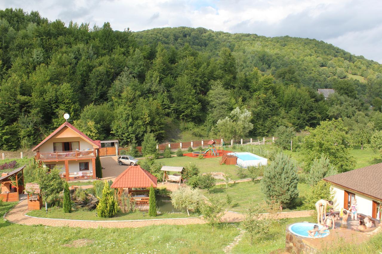 Svit Sontsya Tur'ya Polyana Esterno foto